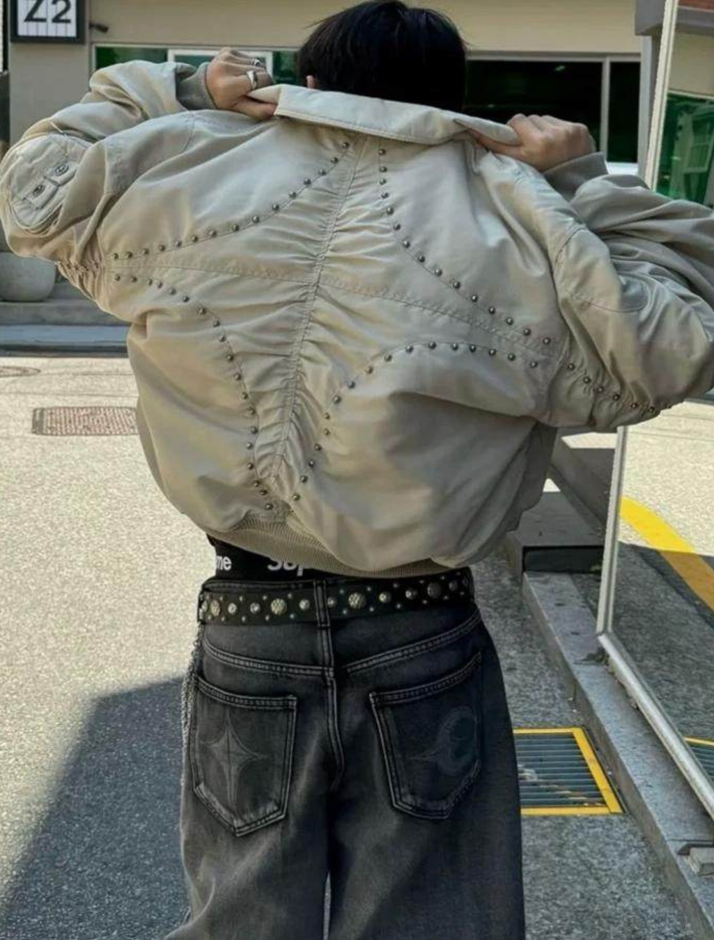 Star and moon rivets short jacket padded flight jacket bomber