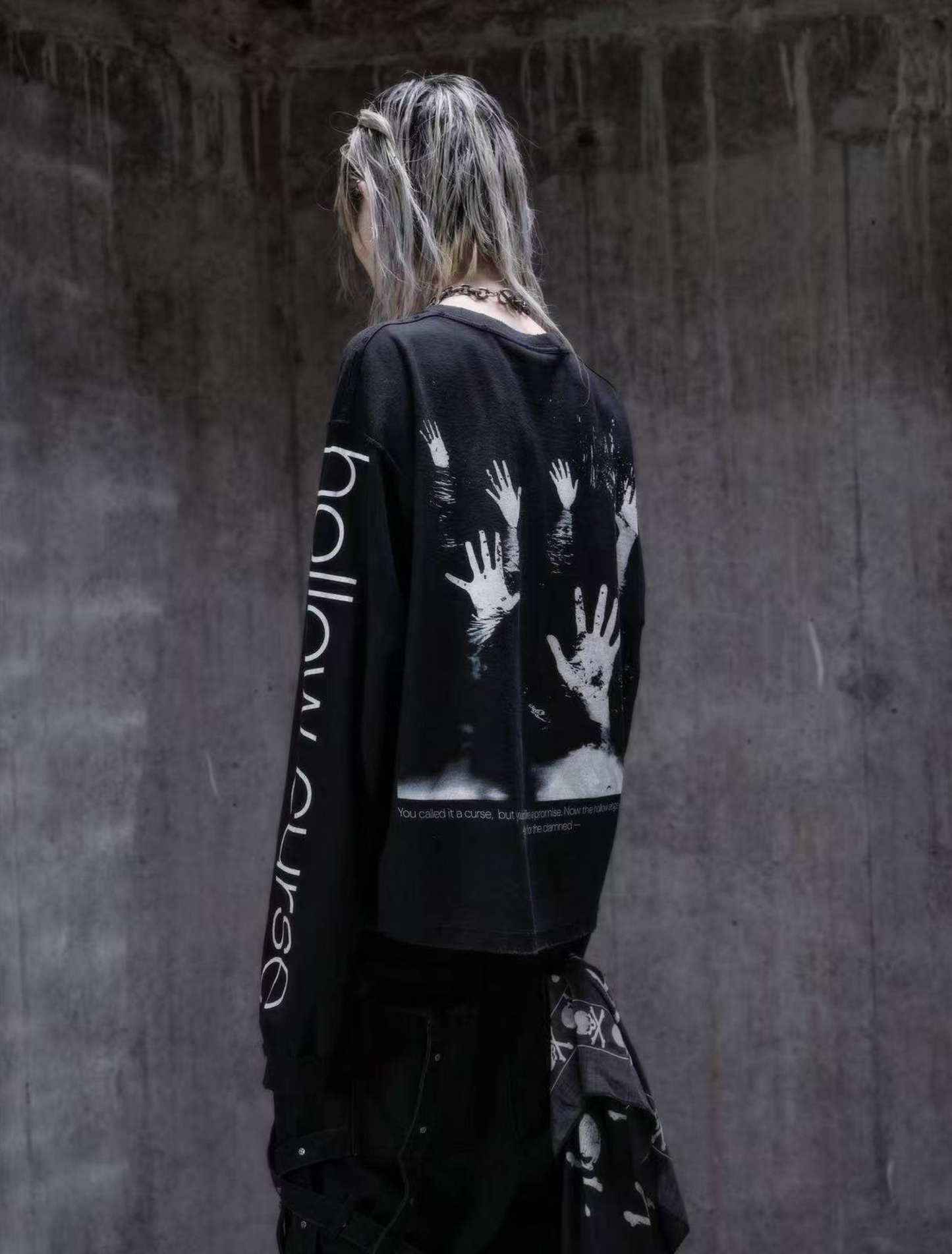 Dark Metal Reverse Seam Wide Long Sleeves