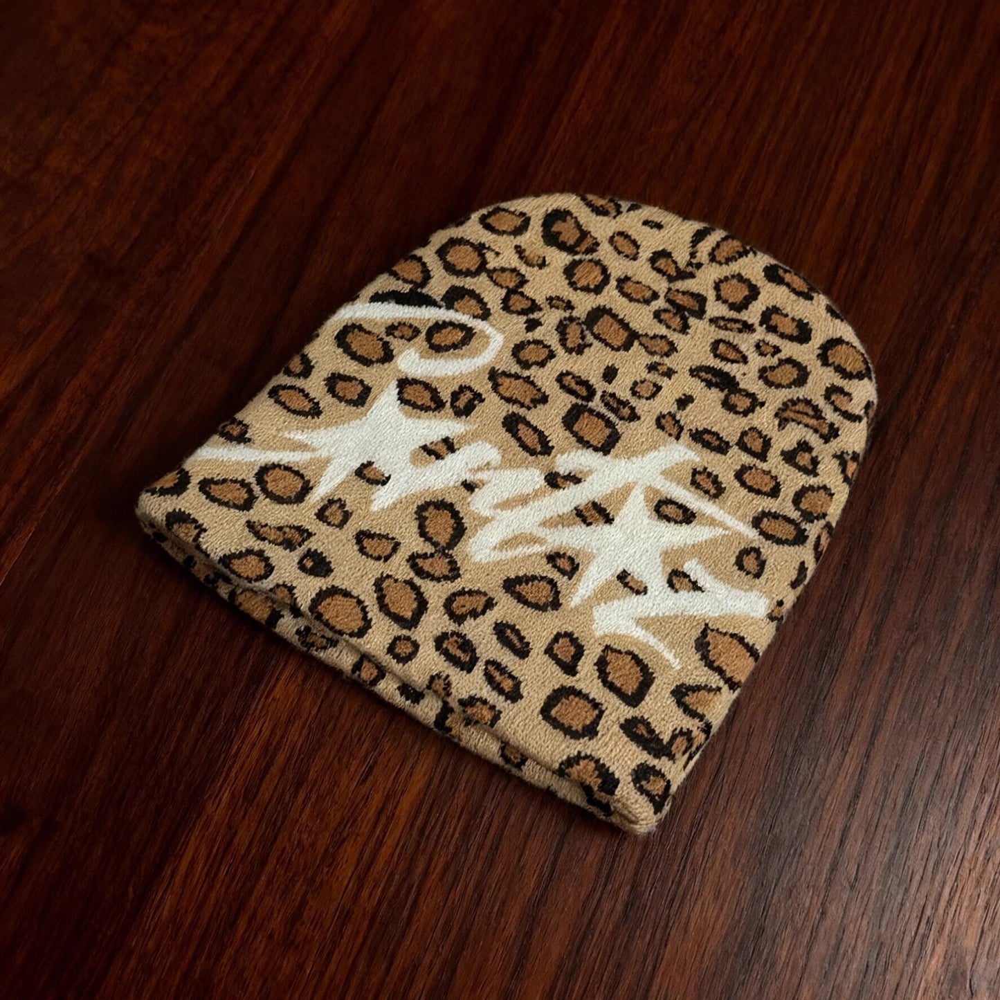 Leopard print Alcatraz" Opium style cold knitted hat trend