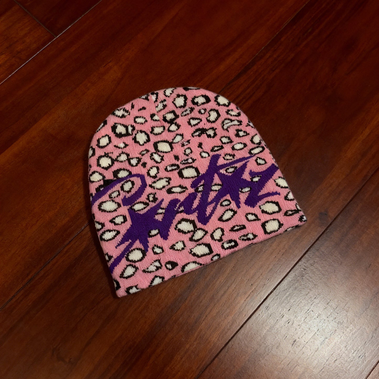 Leopard print Alcatraz" Opium style cold knitted hat trend