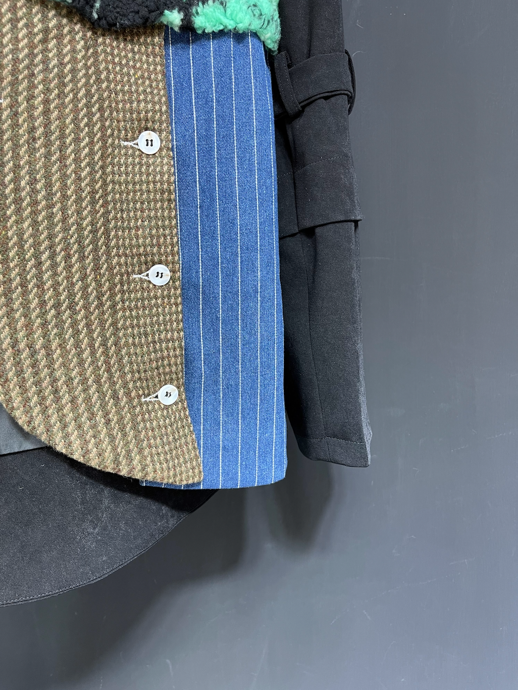 Particle velvet splicing front dovetail suit